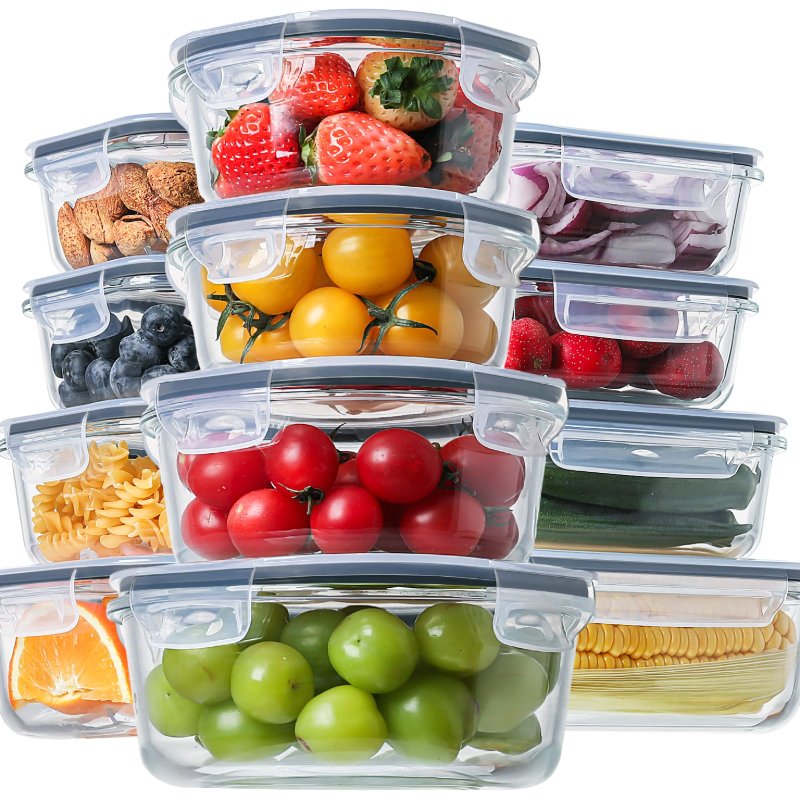 Prepped salad kept fresh in a HOMBERKING glass container